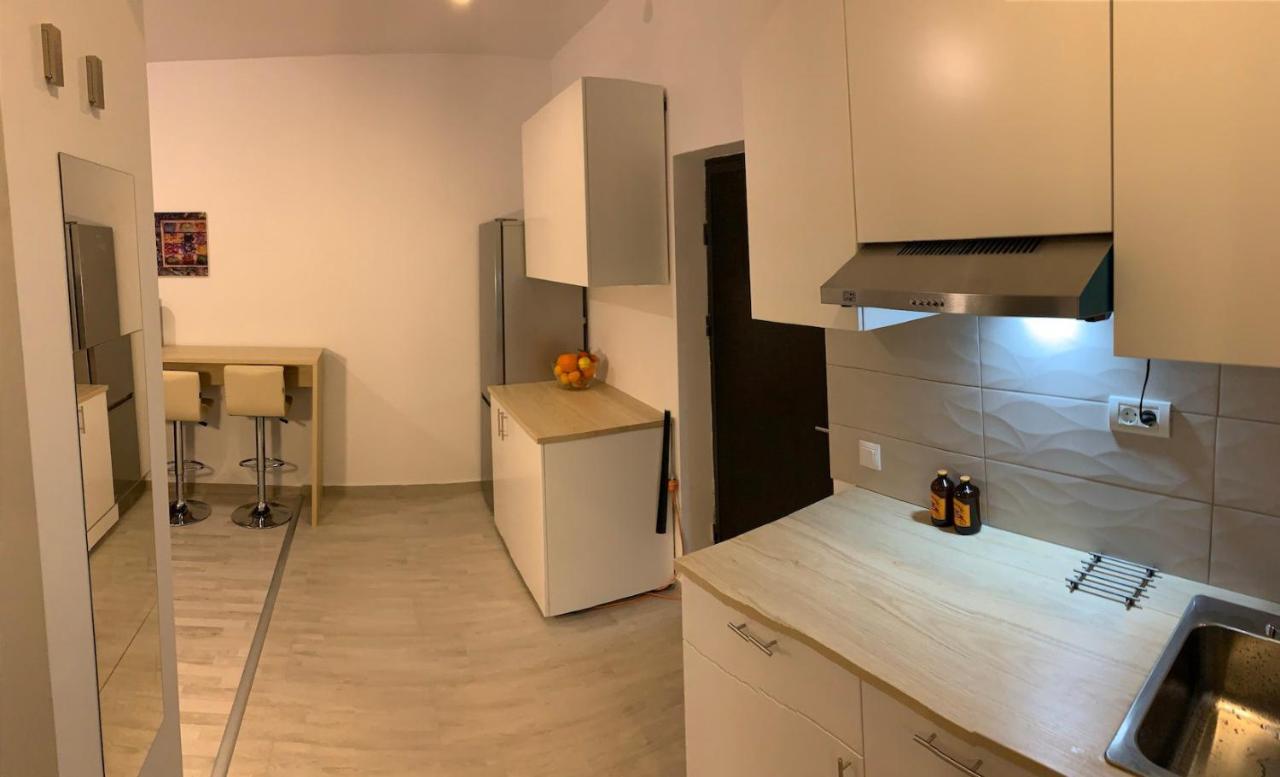 Ray Luxury Apartment Close To Presidential Palace Bucharest Luaran gambar